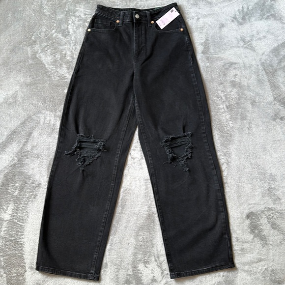 NWT Black Damaged Highest Rise Baggy Jeans - Picture 1 of 6